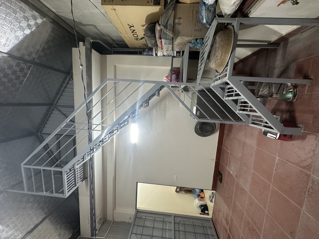 Bán nhà Vĩnh Hưng - diện tích 60m2 3 tầng - ô tô nhỏ lùi đít đỗ gần cửa - giá 12,6 tỷ