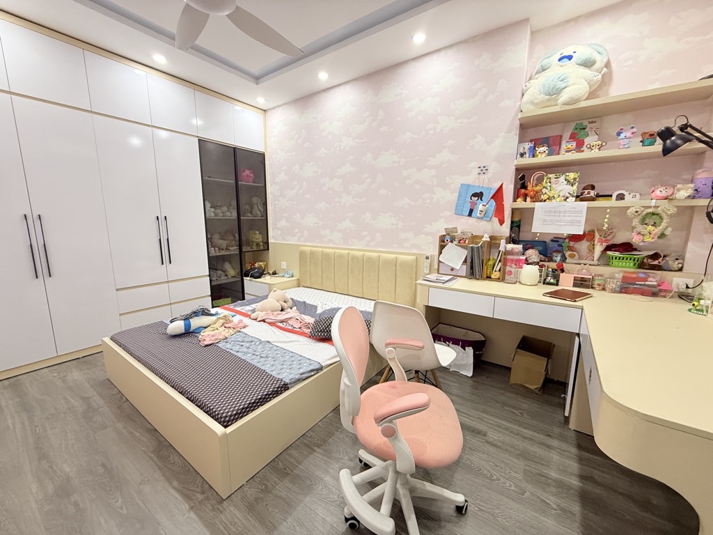 Bán nhà Hoàng Mai - diện tích 73m2 6 tầng - Ô TÔ TRÁNH - giá 23,5 tỷ