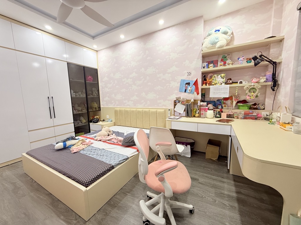 Bán nhà Hoàng Mai - diện tích 73m2 6 tầng - Ô TÔ TRÁNH - giá 23,5 tỷ