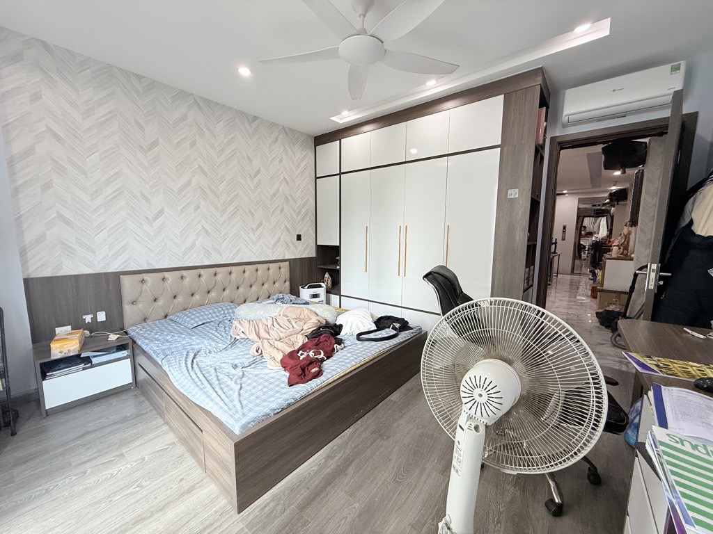 Bán nhà Hoàng Mai - diện tích 73m2 6 tầng - Ô TÔ TRÁNH - giá 23,5 tỷ