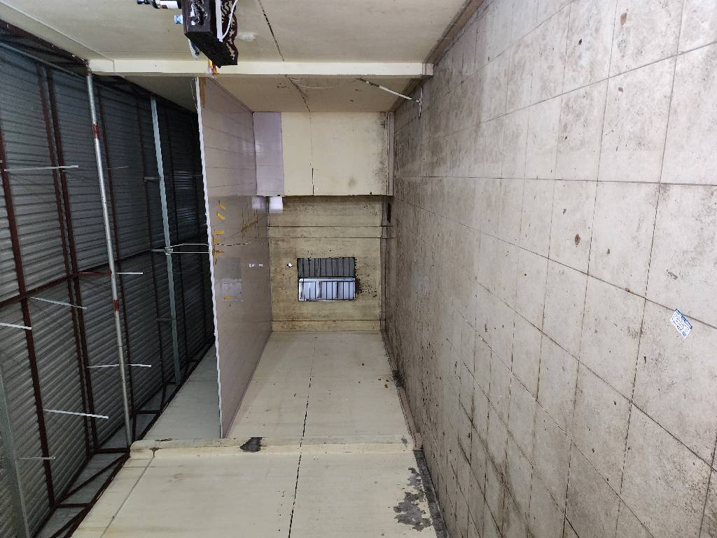 Bán nhà Hoàng Văn Thái - diện tích 51m2 1 tầng - NGÕ THÔNG - 2 THOÁNG - giá 16,6 tỷ