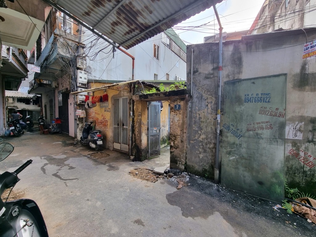 Bán nhà Trương Định - diện tích 78m2 1 tầng - ô tô vào trong nhà - giá 19,5 tỷ