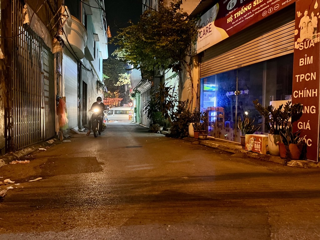 Bán nhà Trương Định - diện tích 78m2 1 tầng - ô tô vào trong nhà - giá 19,5 tỷ