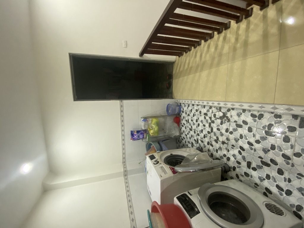 Bán nhà Bằng Liệt - diện tích 39,1m2 5 tầng - Ô TÔ ĐỖ CỬA - giá 11 tỷ