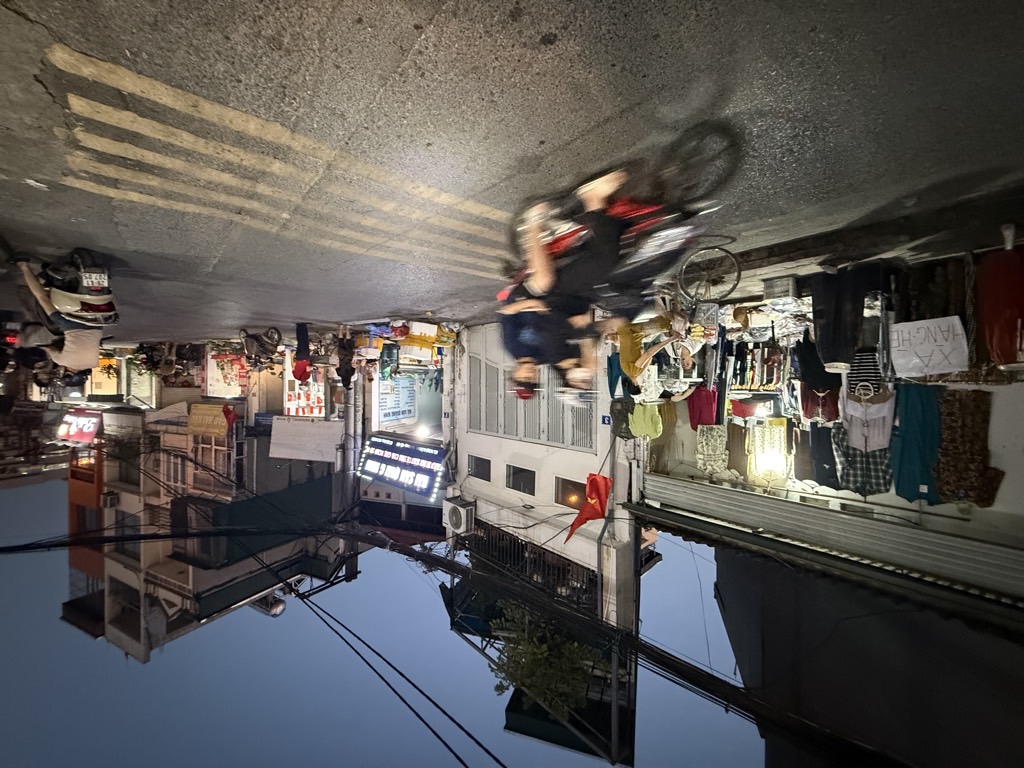 Alternative view of Bán nhà mặt phố Ô Cách 37,6m2 x 1 tầng. Q. Long Biên - Giá 13,9 tỷ