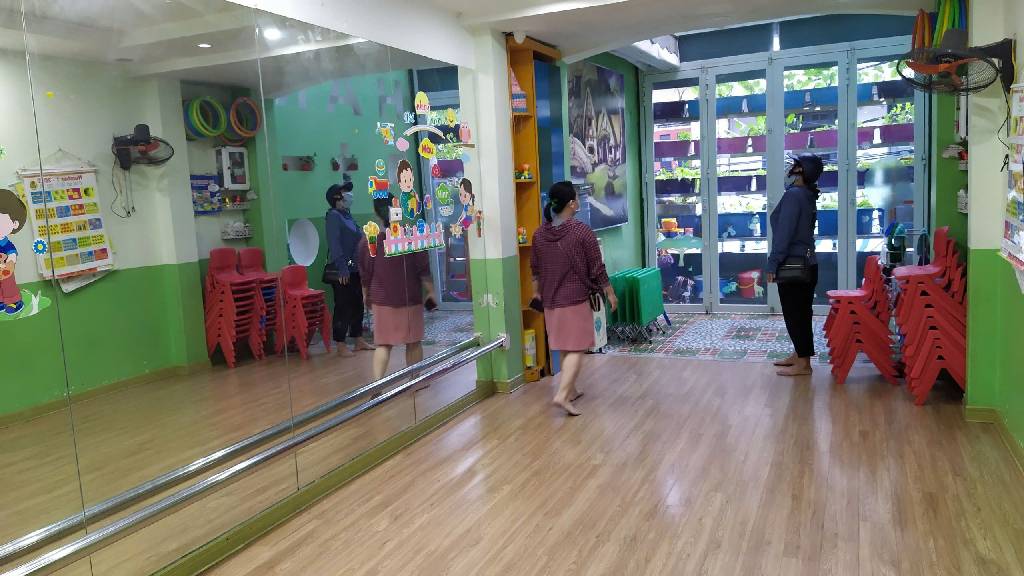 Bán nhà Hoàng Đạo Thành - diện tích 50.7m2 4 tầng - 2 mặt thoáng - giá 16,5 tỷ