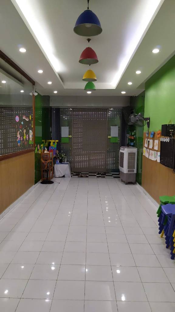 Bán nhà Hoàng Đạo Thành - diện tích 50.7m2 4 tầng - 2 mặt thoáng - giá 16,5 tỷ