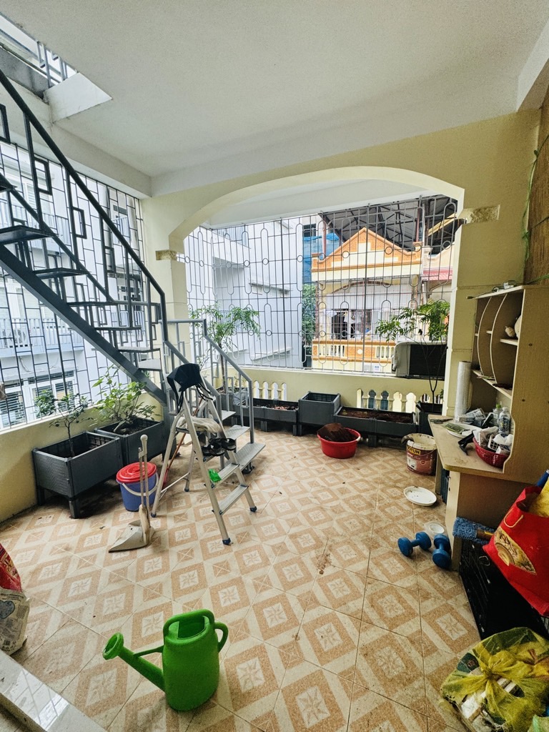 Bán nhà Nguyễn Tuân - diện tích 52m2 5 tầng - Lô góc, 3 thoáng - giá 24,9 tỷ