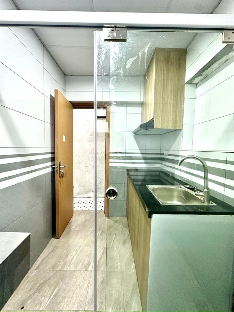 Bán nhà Thái Thịnh - diện tích 50m2 1 tầng - ô tô đỗ cửa - giá 3,3 tỷ