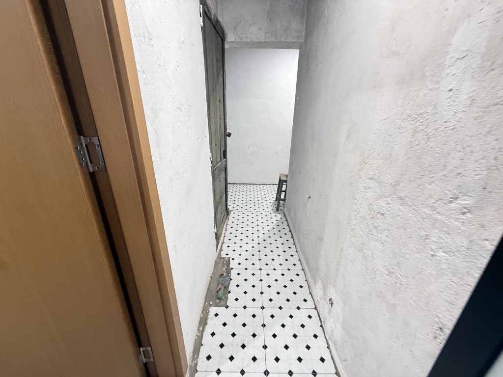 Bán nhà Thái Thịnh - diện tích 50m2 1 tầng - ô tô đỗ cửa - giá 3,3 tỷ