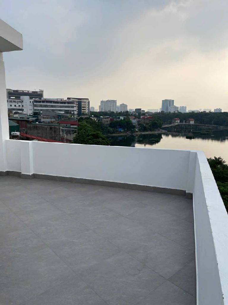 Bán nhà Kim Ngưu - diện tích 67.8m2 5 tầng - ô tô tránh - giá 15,6 tỷ