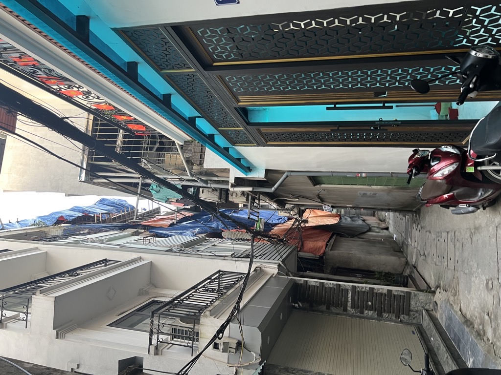 Bán nhà Đê Trần Khát Chân - diện tích 46m2 5 tầng - Mặt ngõ thông - giá 12,8 tỷ