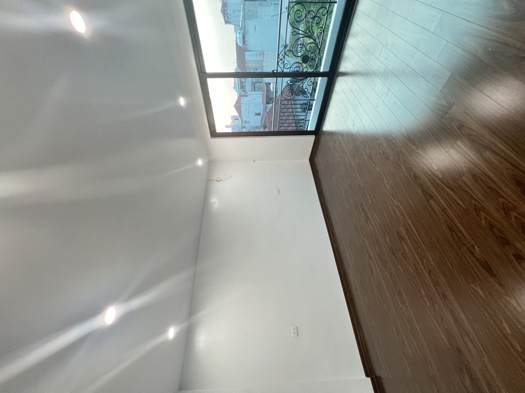 Bán nhà Đê Trần Khát Chân - diện tích 46m2 5 tầng - Mặt ngõ thông - giá 12,8 tỷ