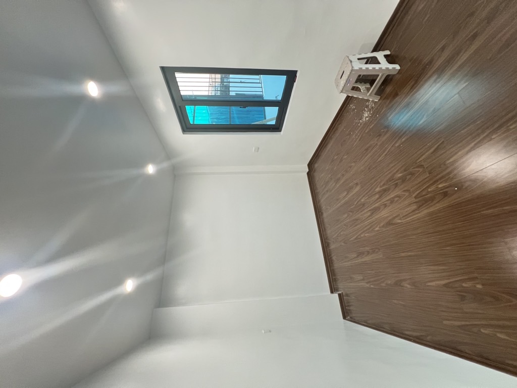 Bán nhà Đê Trần Khát Chân - diện tích 46m2 5 tầng - Mặt ngõ thông - giá 12,8 tỷ