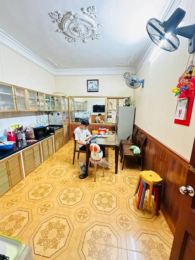 Bán nhà Láng Hạ - diện tích 90m2 4 tầng - Nhà đẹp hiếm có - giá 22,5 tỷ