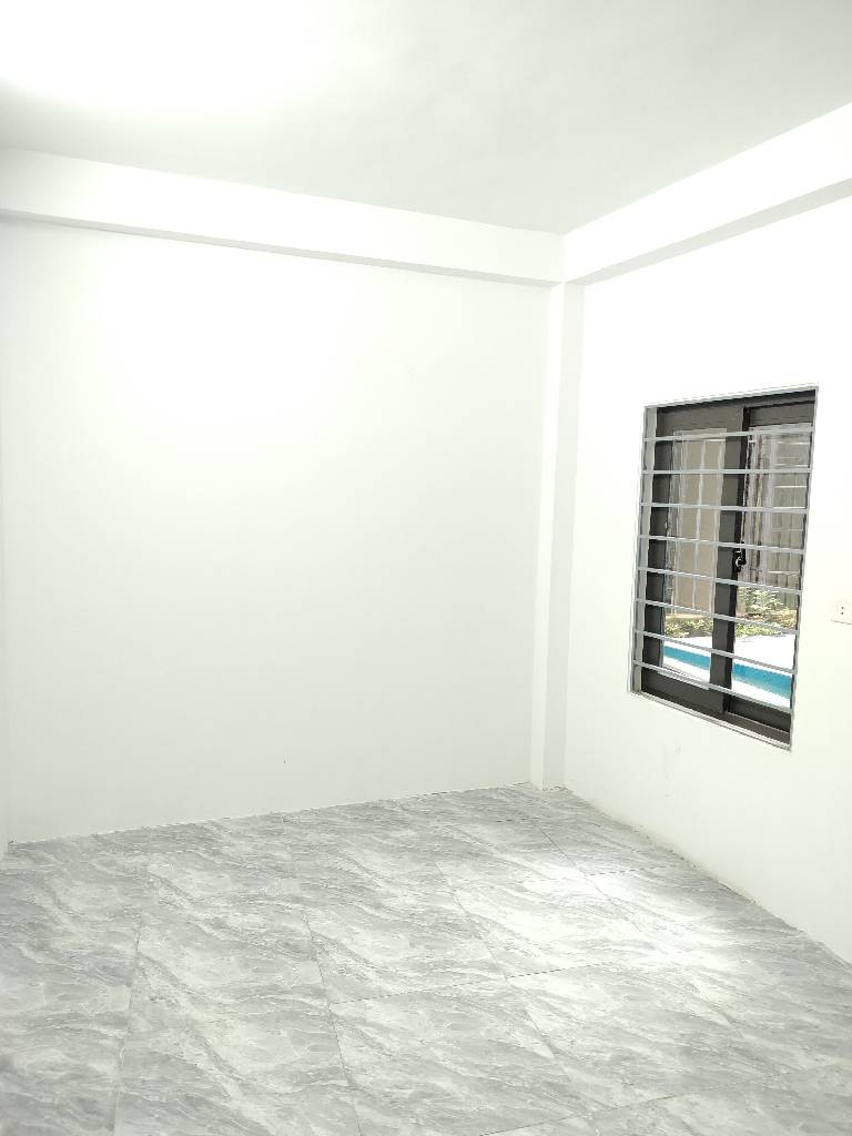 Bán nhà Chợ Khâm Thiên - diện tích 30.4m2 3 tầng - Nhà phố chợ, đủ công năng, phù hợp gia đình trẻ - giá 5 tỷ