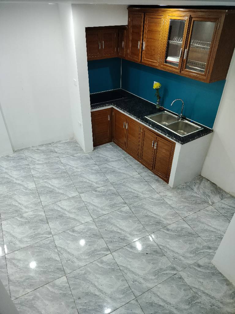 Bán nhà Chợ Khâm Thiên - diện tích 30.4m2 3 tầng - Nhà phố chợ, đủ công năng, phù hợp gia đình trẻ - giá 5 tỷ