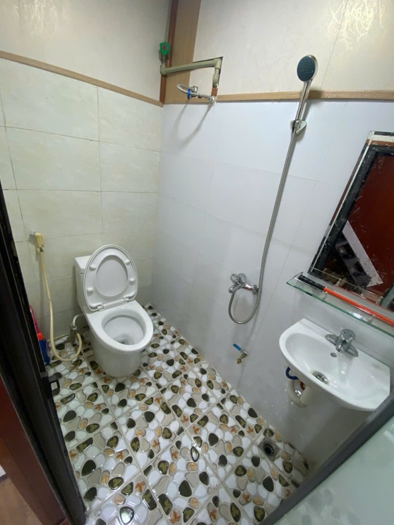 Bán nhà Vũ Tông Phan - diện tích 30.5m2 2 tầng - Lô góc - giá 3 tỷ