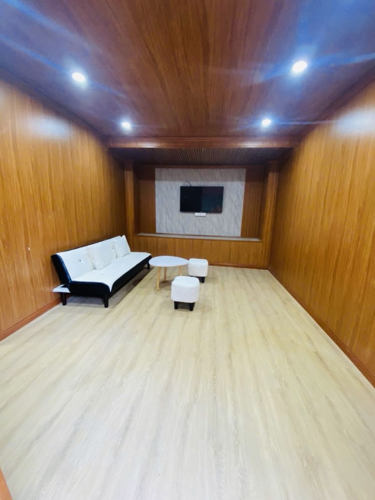 Bán nhà Vũ Tông Phan - diện tích 30.5m2 2 tầng - Lô góc - giá 3 tỷ