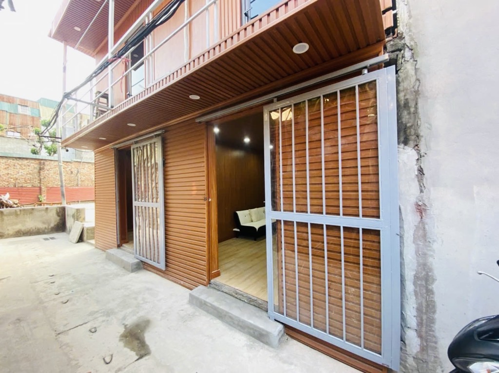 Bán nhà Vũ Tông Phan - diện tích 30.5m2 2 tầng - Lô góc - giá 3 tỷ