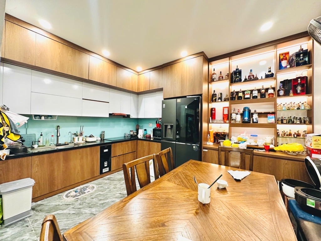 Bán nhà Đê Trần Khát Chân - diện tích 60m2 4 tầng - Ô tô tránh - giá 15,6 tỷ