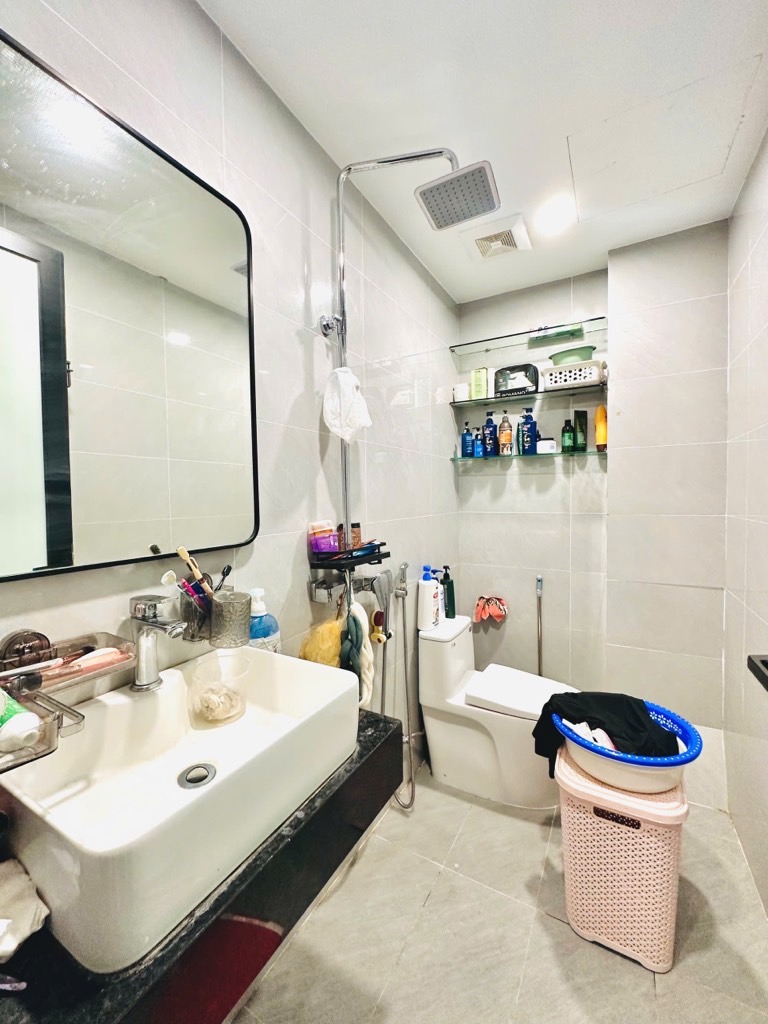 Bán nhà Đê Trần Khát Chân - diện tích 60m2 4 tầng - Ô tô tránh - giá 15,6 tỷ