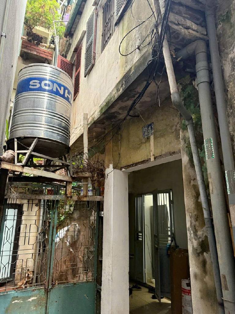 Bán nhà Đồng Nhân - diện tích 51.8m2 3 tầng - HÀNG XÓM PHỐ CỔ - giá 13,4 tỷ