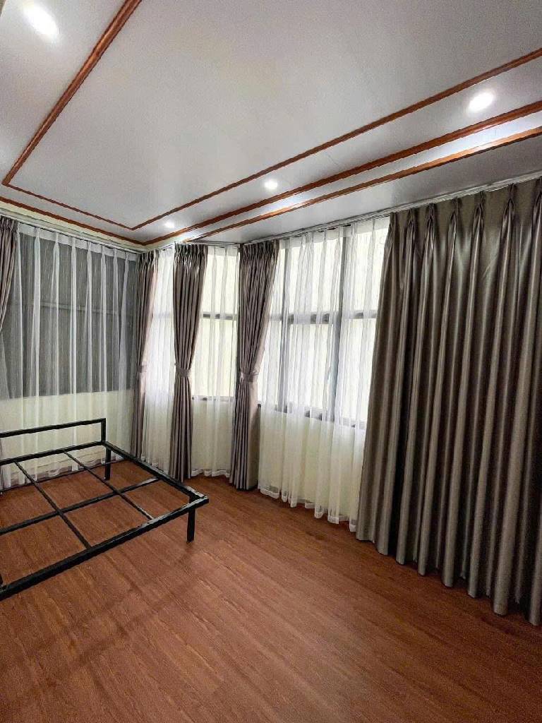 Bán nhà Hoàng Mai - diện tích 47m2 5 tầng - Ô tô đỗ cửa - giá 8,4 tỷ