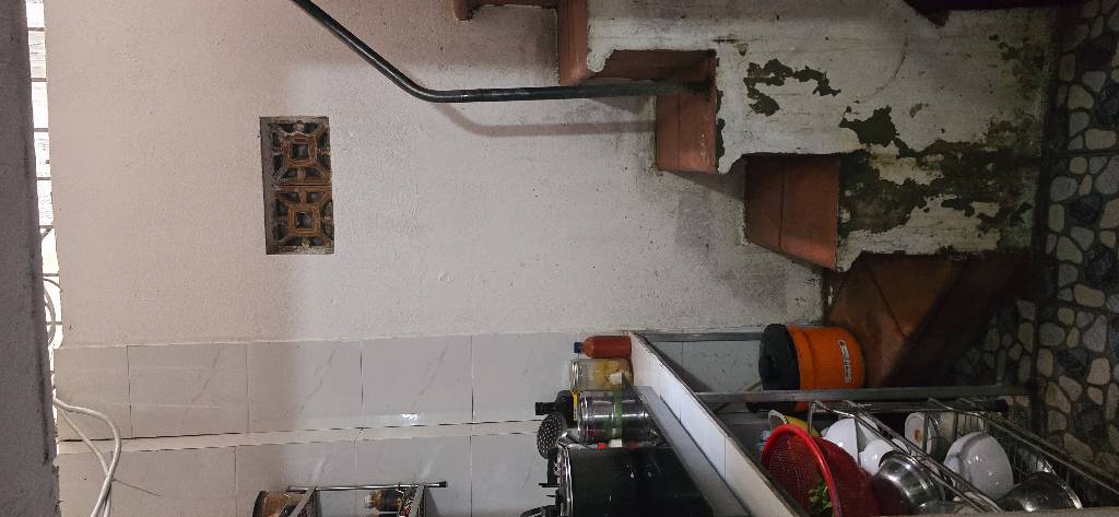 Bán nhà Khâm Thiên - diện tích 35,6m2 3 tầng - Căn góc 2 thoáng - giá 21 tỷ