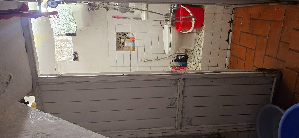 Bán nhà Khâm Thiên - diện tích 35,6m2 3 tầng - Căn góc 2 thoáng - giá 21 tỷ