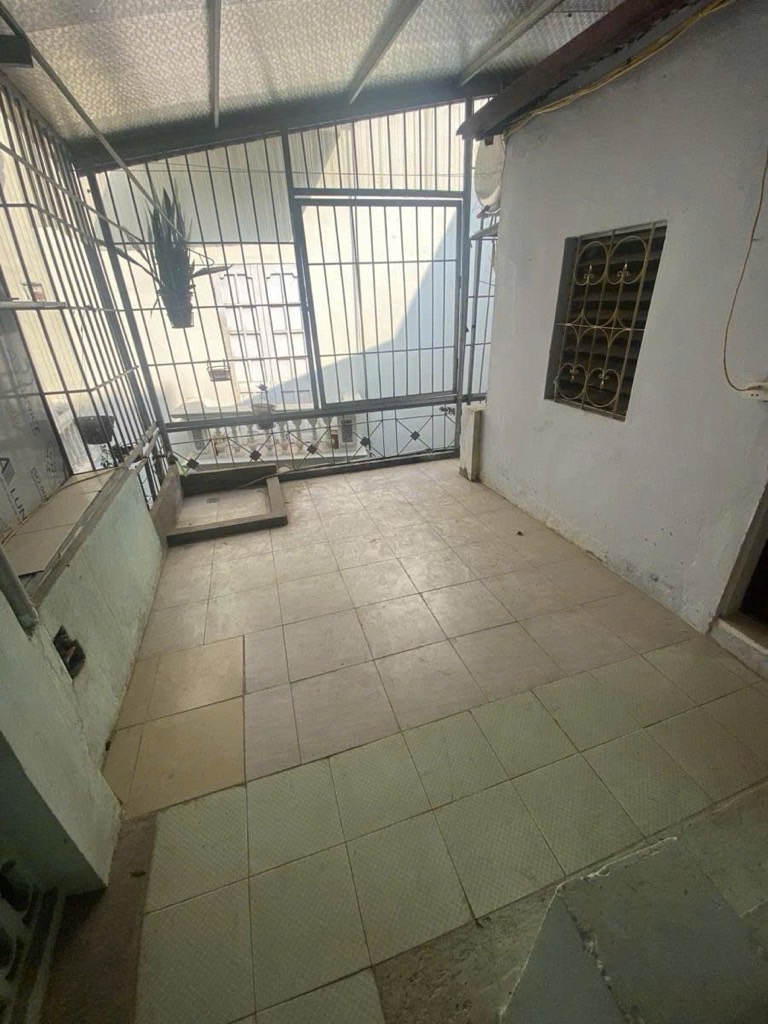 Bán nhà ngõ Chợ Khâm Thiên - diện tích 23.6m2 3 tầng - Lô góc 2 thoáng - giá 4,75 tỷ