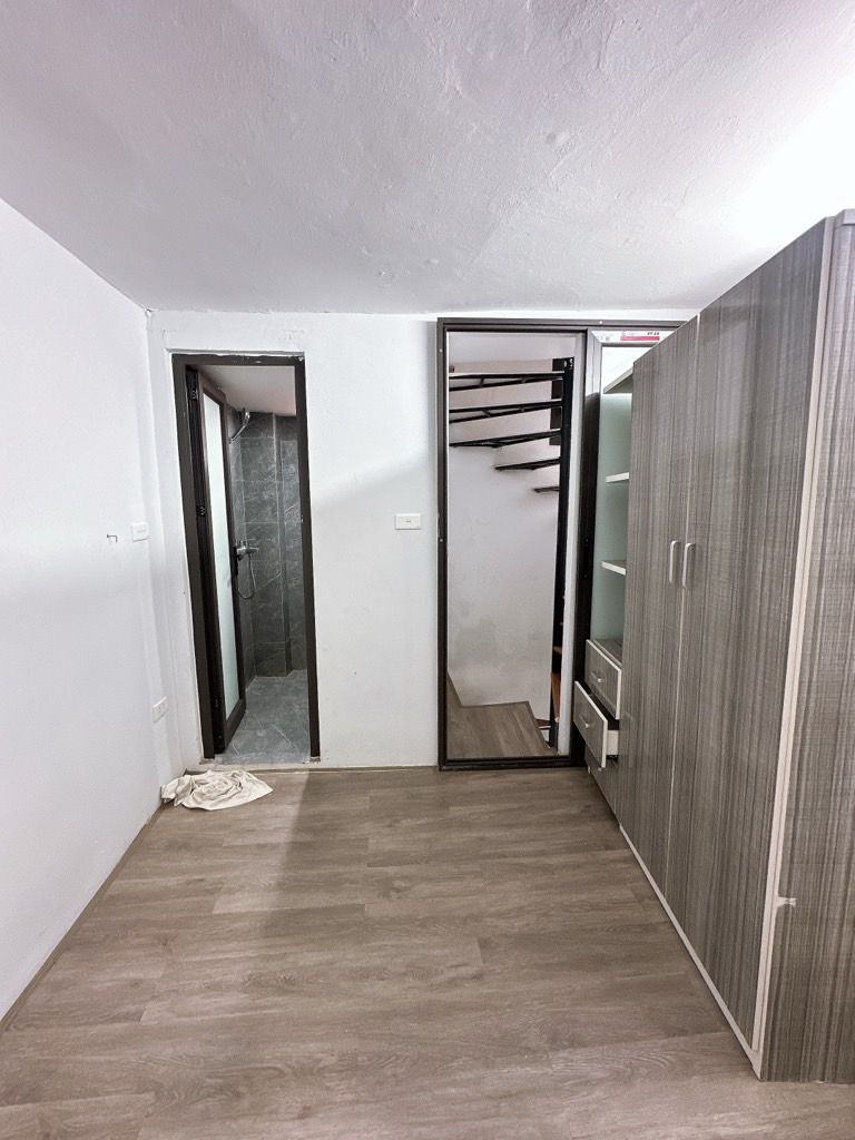 Bán nhà Trần Khát Chân - diện tích 12m2 4 tầng - mặt ngõ su cóc chạy - giá 2,35 tỷ