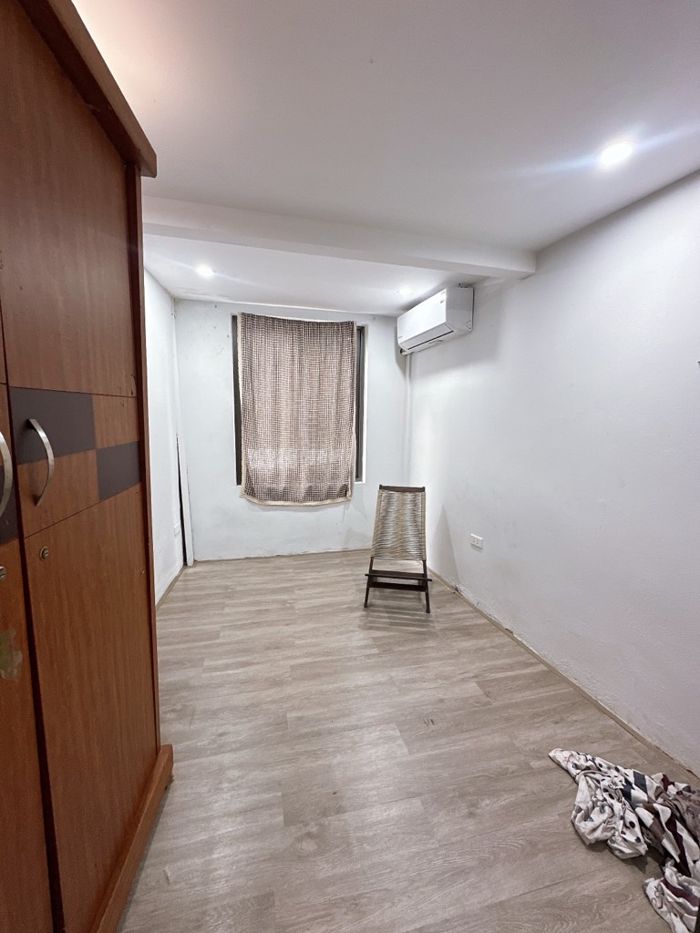 Bán nhà Trần Khát Chân - diện tích 12m2 4 tầng - mặt ngõ su cóc chạy - giá 2,35 tỷ