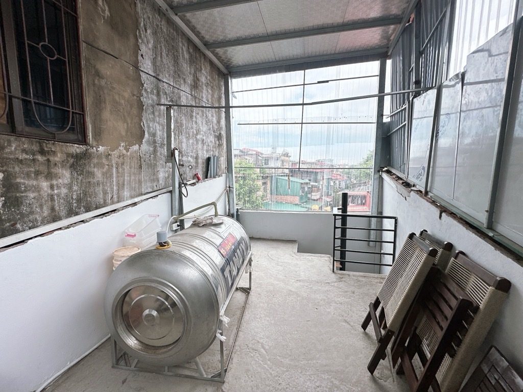 Bán nhà Trần Khát Chân - diện tích 12m2 4 tầng - mặt ngõ su cóc chạy - giá 2,35 tỷ