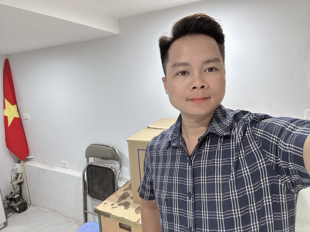 Bán nhà Trần Khát Chân - diện tích 12m2 4 tầng - mặt ngõ su cóc chạy - giá 2,35 tỷ