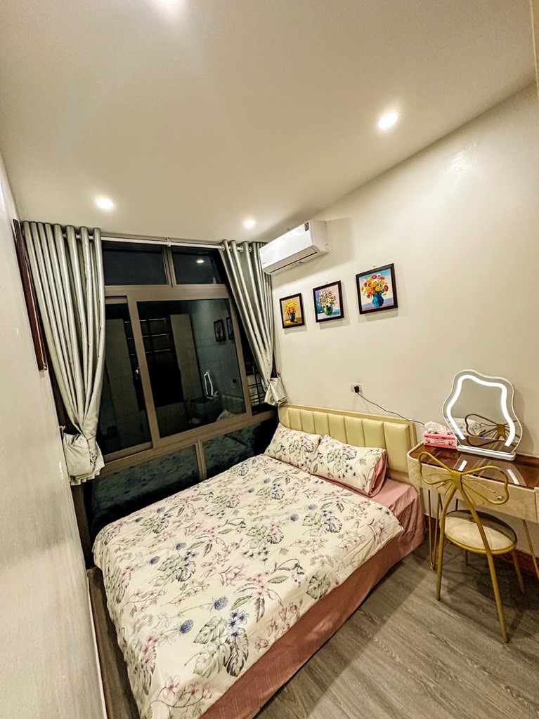 Bán nhà Chùa Liên Phái - diện tích 16m2 4 tầng - BA GÁC ĐỖ CỬA - giá 4,5 tỷ