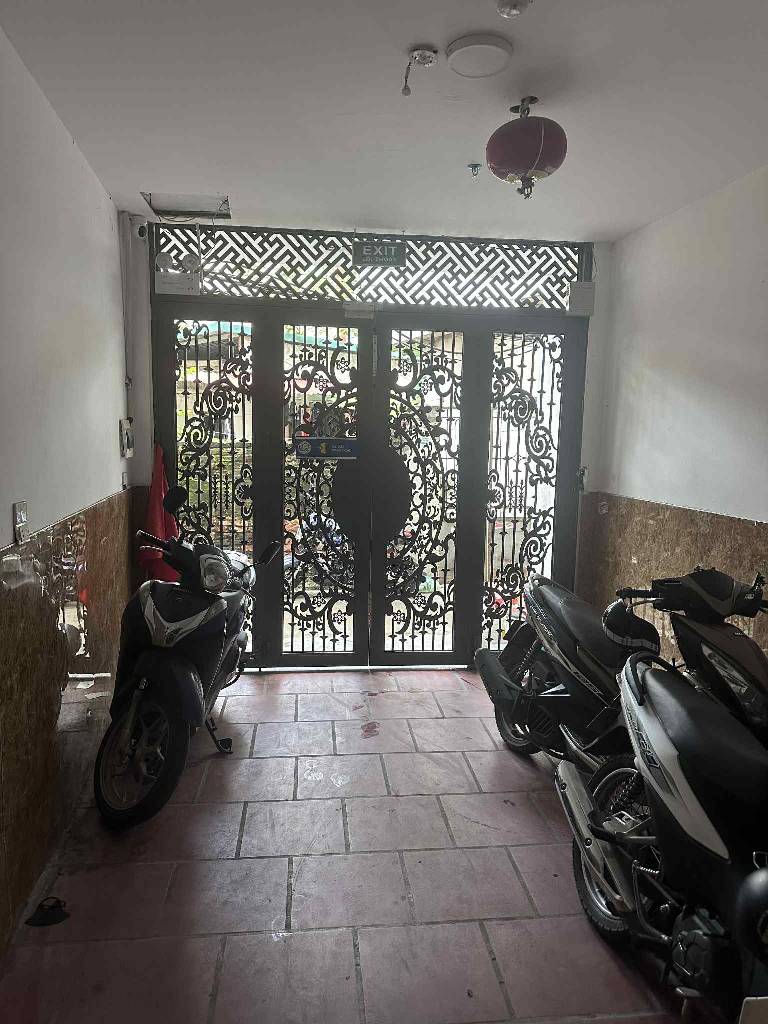 Bán nhà Minh Khai - diện tích 65m2 6 tầng - thang máy - giá 13,8 tỷ