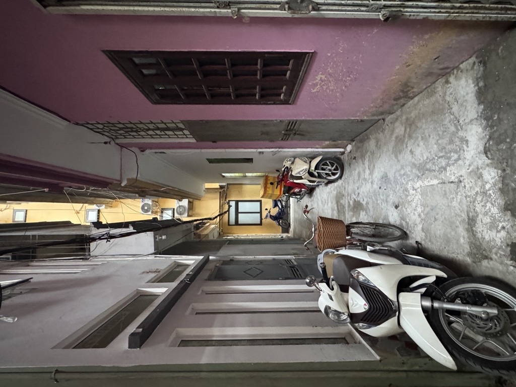 Bán nhà Bùi Xương Trạch - diện tích 51.4m2 4 tầng - Nhà đẹp giá tốt - giá 9,3 tỷ