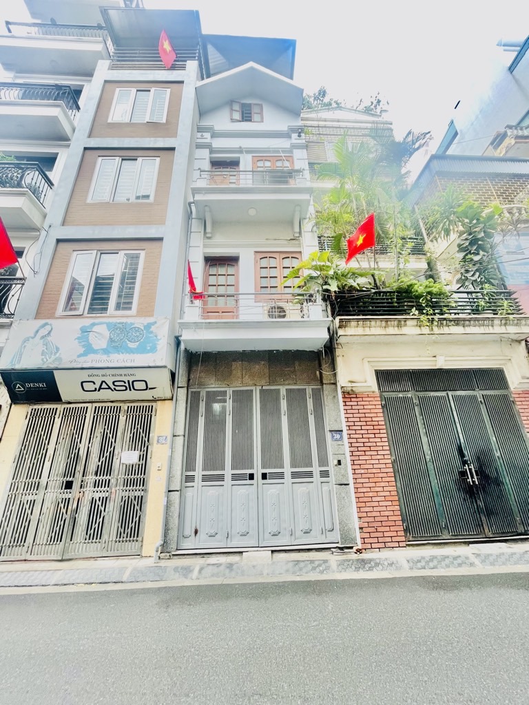 Bán nhà Lê Trọng Tấn - diện tích 43m2 4 tầng - Ô tô tránh - giá 16,3 tỷ