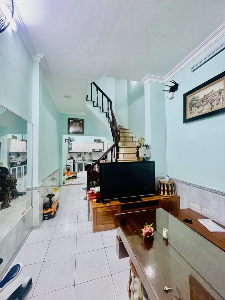 Bán nhà ngõ 192 Lê Trọng Tấn - 43m2 4 tầng - ô tô tránh, kinh doanh đỉnh - giá 16,8 tỷ Bán nhà ngõ 192 Lê Trọng Tấn - 43m2 4 tầng - ô tô tránh, kinh doanh đỉnh - giá 16,8 tỷ