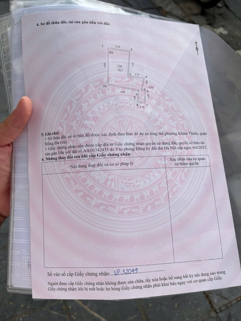 Bán nhà Ngõ Hoàng An - diện tích 19m2 3 tầng - Mặt phố nhà nhỏ xinh - giá 4,9 tỷ