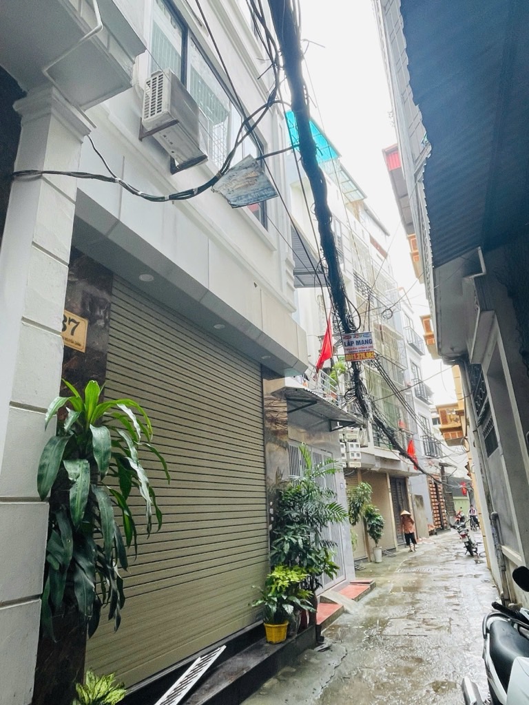 Bán nhà Nguyễn Chính - diện tích 44.3m2 4 tầng - 2 mặt ngõ - giá 15 tỷ