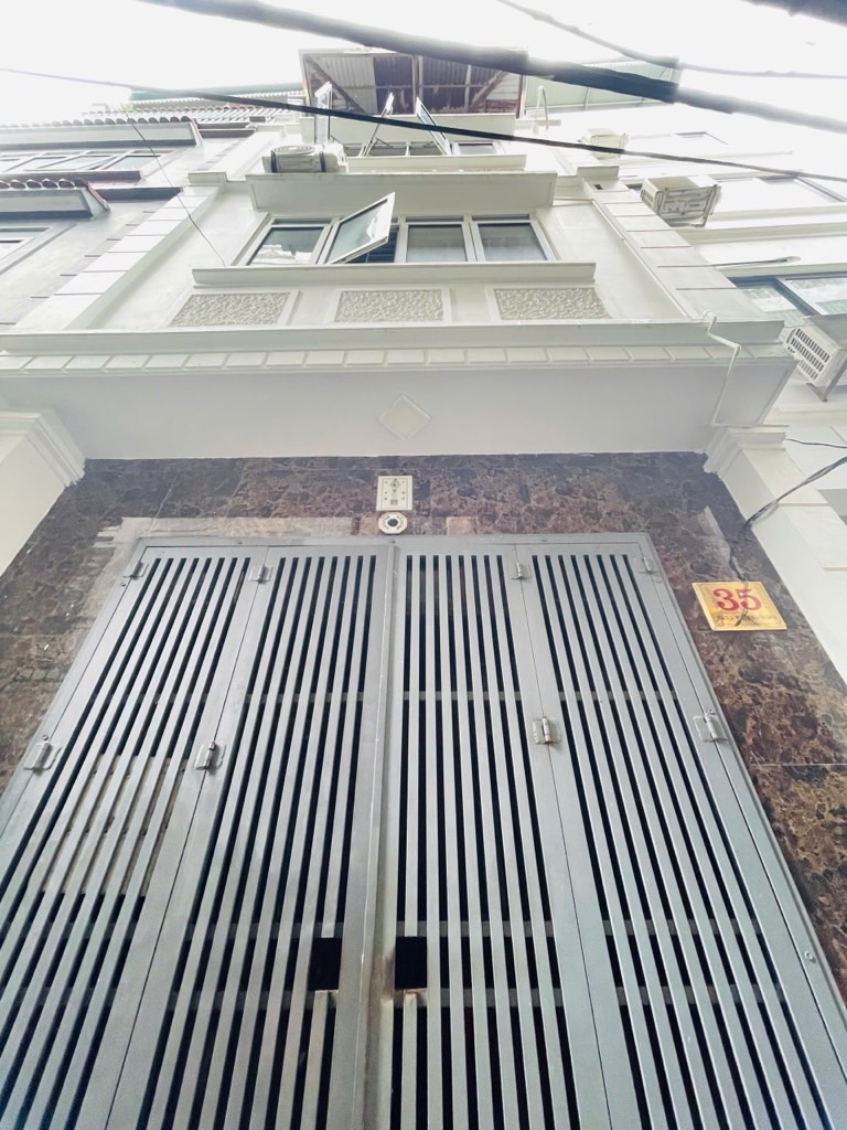 Bán nhà Nguyễn Chính - diện tích 44.3m2 4 tầng - 2 mặt ngõ - giá 15 tỷ