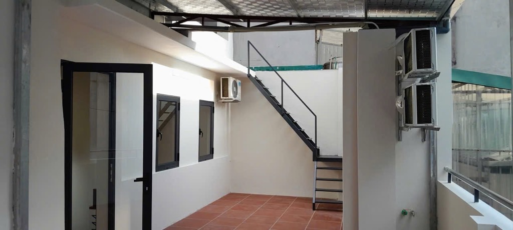 Bán nhà ngõ Ao Dài - diện tích 76.9m2 3 tầng - Nhà đẹp hiếm có - giá 12,6 tỷ