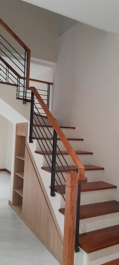 Bán nhà ngõ Ao Dài - diện tích 76.9m2 3 tầng - Nhà đẹp hiếm có - giá 12,6 tỷ