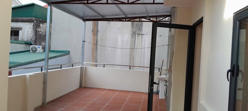 Bán nhà ngõ Ao Dài - diện tích 76.9m2 3 tầng - Nhà đẹp hiếm có - giá 12,6 tỷ