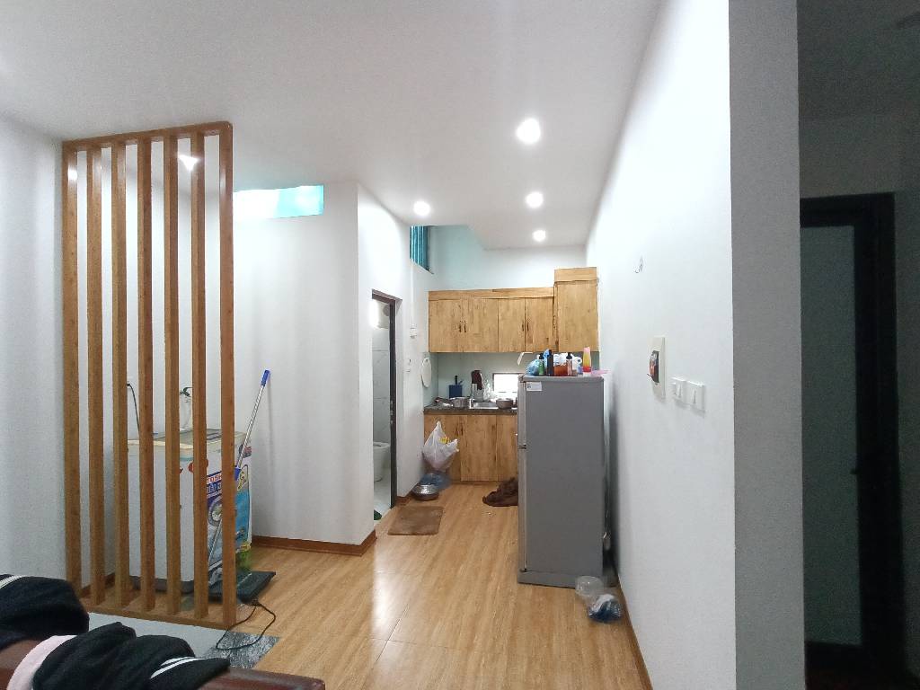 Bán nhà Định Công Hạ - diện tích 41.5m2 2 tầng - gần ô tô - giá 2,3 tỷ