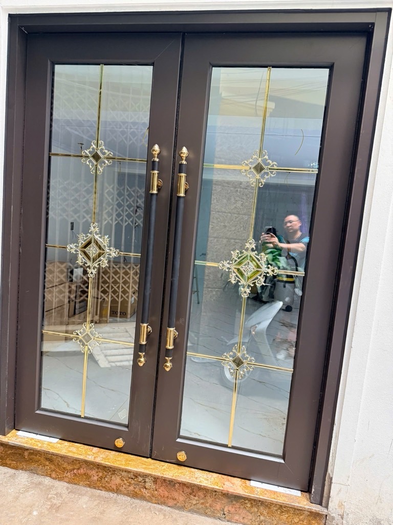 Bán nhà Trần Quý Cáp - diện tích 57.5m2 3 tầng - LÔ GÓC - MẶT TIỀN TO - giá 16 tỷ