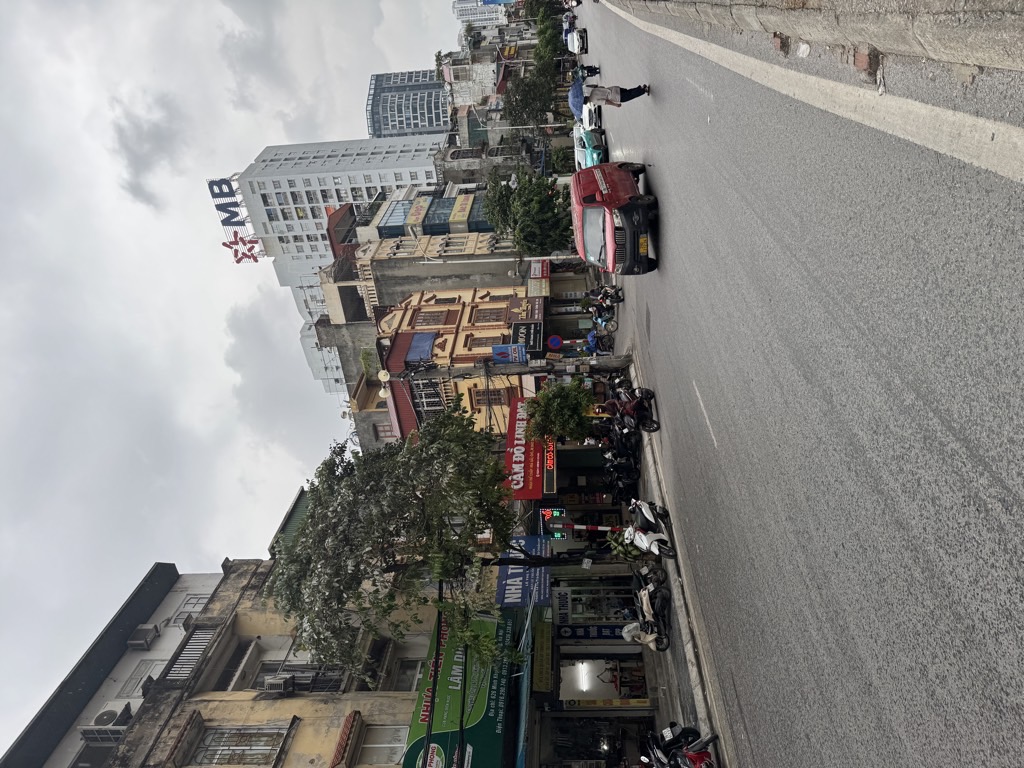 Bán nhà Minh Khai - diện tích 26m2 4 tầng - Mặt phố kinh doanh sầm uất - giá 9,68 tỷ