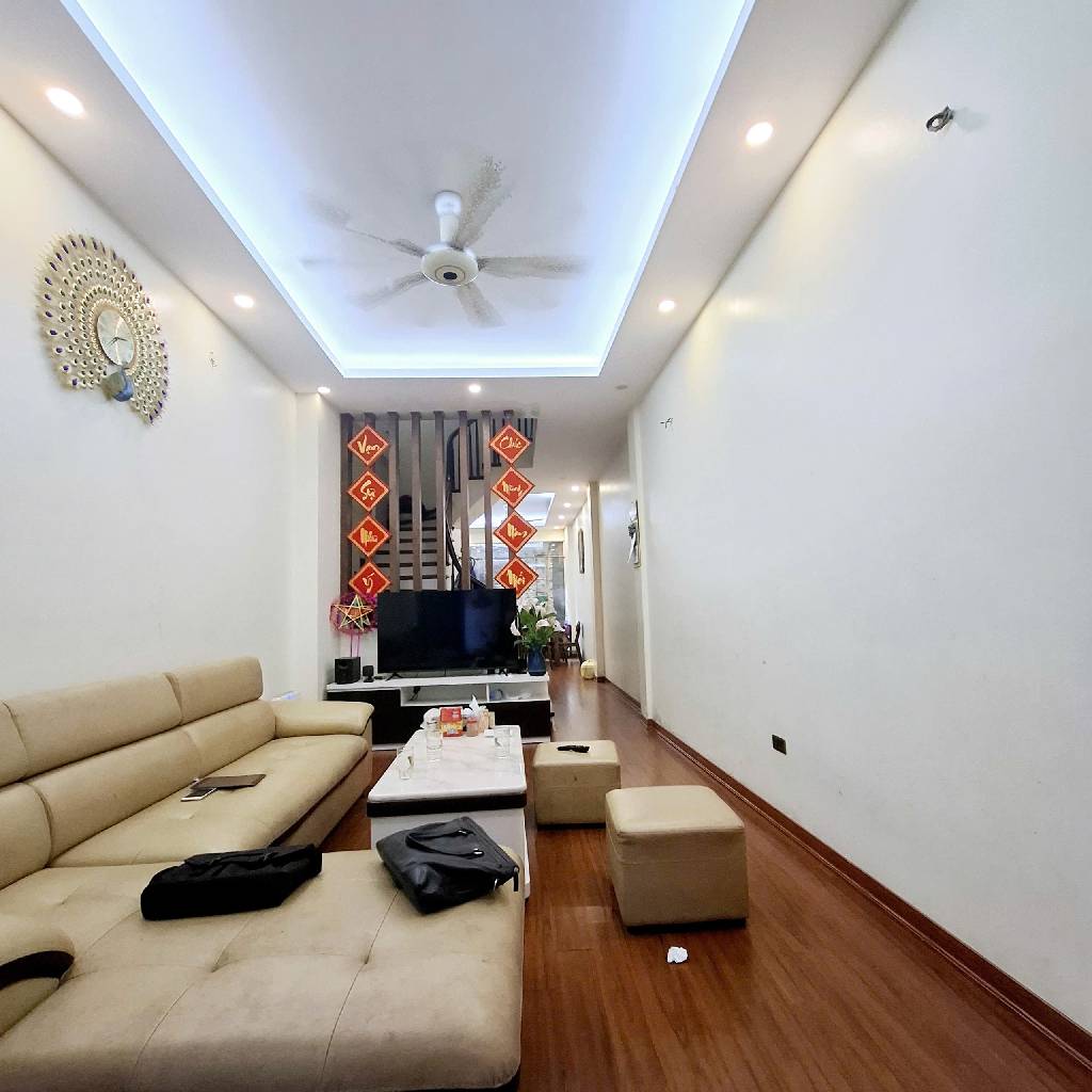 Bán nhà Ngõ Giếng Mứt - diện tích 54.4m2 4 tầng - Nhà đẹp hiếm có - giá 13,2 tỷ